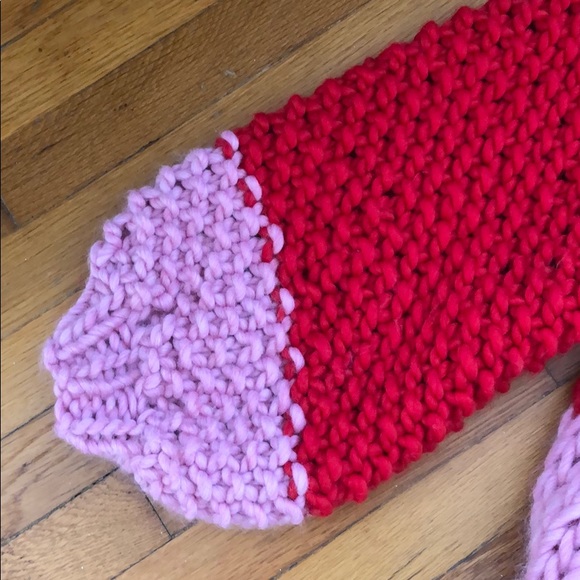 Bubble Sleeve Handmade Sweater - Picture 3 of 3